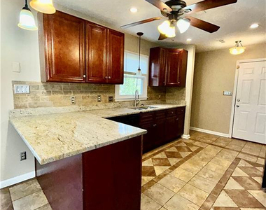 1583 Winnabow Drive - Photo Thumbnail 10