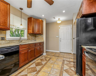 1583 Winnabow Drive - Photo Thumbnail 13