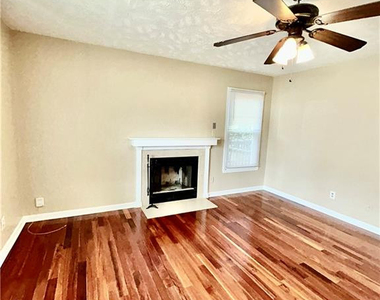 1583 Winnabow Drive - Photo Thumbnail 5
