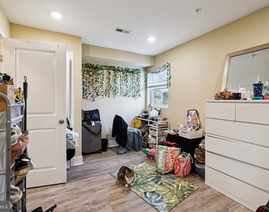2214 N Camac Street - Photo Thumbnail 7