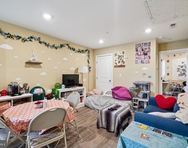 2214 N Camac Street - Photo Thumbnail 16