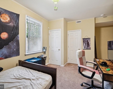 1611 N 17th Street - Photo Thumbnail 15