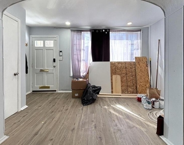 2607 62nd Street - Photo Thumbnail 1
