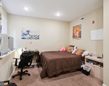 1611 N 17th Street - Photo Thumbnail 13