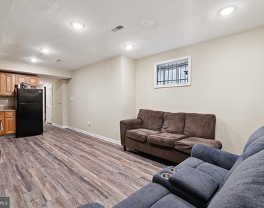 1611 N 17th Street - Photo Thumbnail 16