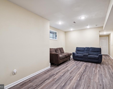 1611 N 17th Street - Photo Thumbnail 15