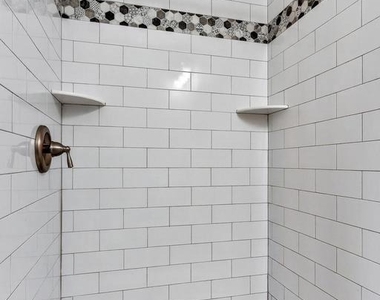 2543 Nicholas Street - Photo Thumbnail 20