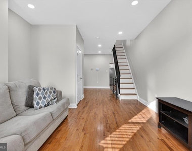 2543 Nicholas Street - Photo Thumbnail 1