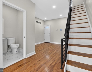 2543 Nicholas Street - Photo Thumbnail 2