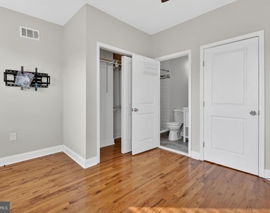 2543 Nicholas Street - Photo Thumbnail 14