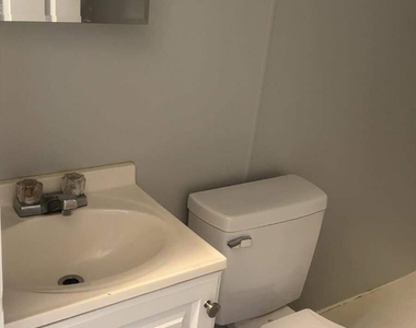 805 Rountree Avenue Se - Photo Thumbnail 9