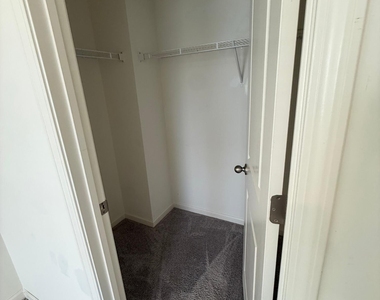 329 Spaight Acres Way - Photo Thumbnail 18