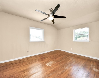 2513 Leslie Street - Photo Thumbnail 20