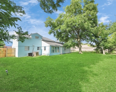 2513 Leslie Street - Photo Thumbnail 37