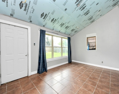 2513 Leslie Street - Photo Thumbnail 31