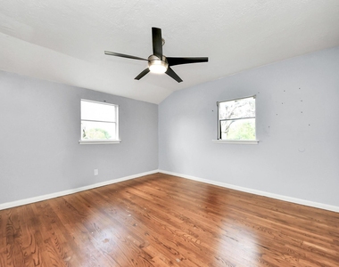 2513 Leslie Street - Photo Thumbnail 22