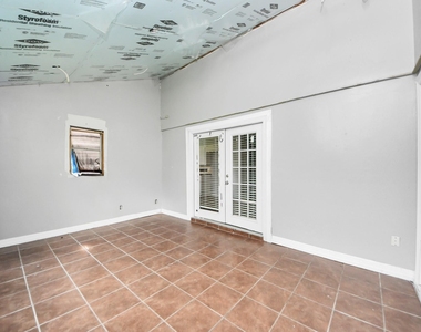 2513 Leslie Street - Photo Thumbnail 30
