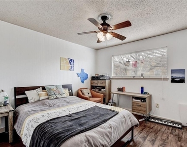 2200 San Gabriel St - Photo Thumbnail 6