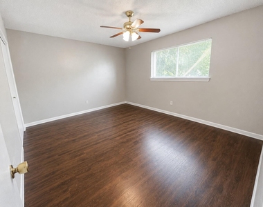3106 Duval St - Photo Thumbnail 4