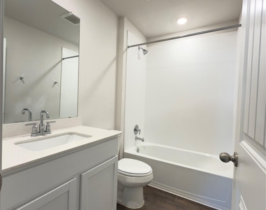 282 Texas Palmetto Cir - Photo Thumbnail 17