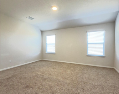 282 Texas Palmetto Cir - Photo Thumbnail 19