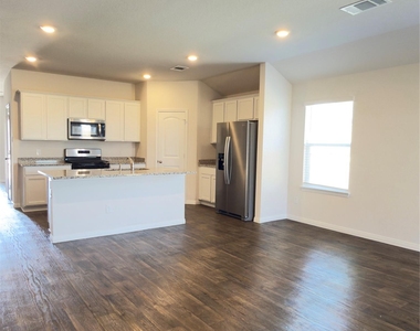 282 Texas Palmetto Cir - Photo Thumbnail 6