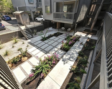 3301 Red River St - Photo Thumbnail 1