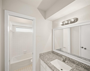 6514 Winkleman Road - Photo Thumbnail 8