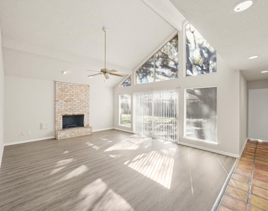 6514 Winkleman Road - Photo Thumbnail 2