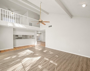 6514 Winkleman Road - Photo Thumbnail 3