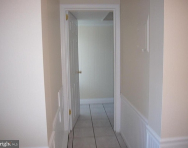 335 Marshall Street - Photo Thumbnail 8