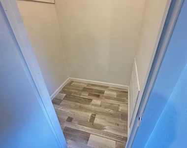 600 W Mimosa Street - Photo Thumbnail 12