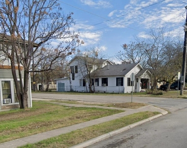 541 Hammond Ave - Photo Thumbnail 10