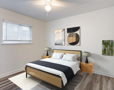 7945 Gault St - Photo Thumbnail 13