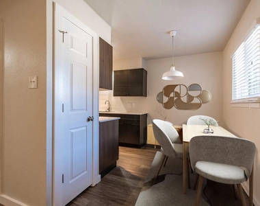 7945 Gault St - Photo Thumbnail 2