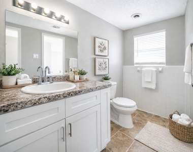 8100 Leonora Street - Photo Thumbnail 8
