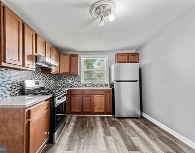 415 Hamilton Avenue - Photo Thumbnail 5