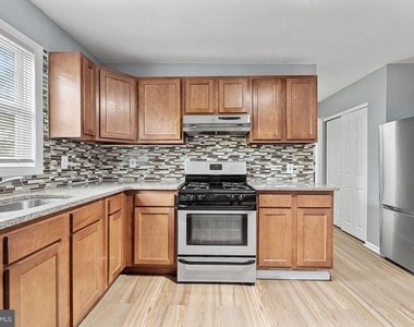 415 Hamilton Avenue - Photo Thumbnail 7
