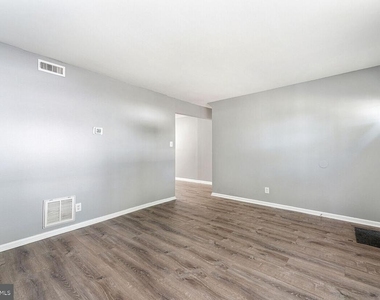 415 Hamilton Avenue - Photo Thumbnail 10