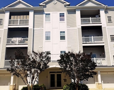 23520 F D R Boulevard - Photo Thumbnail 5