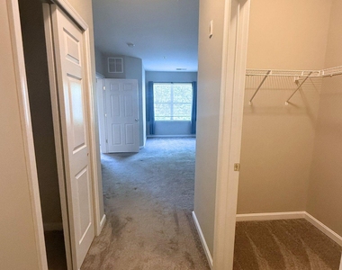 23520 F D R Boulevard - Photo Thumbnail 26