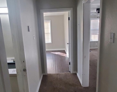 4126 Sayers Street - Photo Thumbnail 6