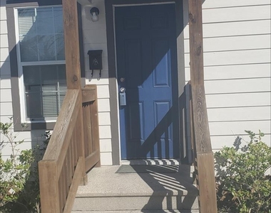 4126 Sayers Street - Photo Thumbnail 1
