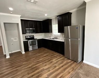 4126 Sayers Street - Photo Thumbnail 5