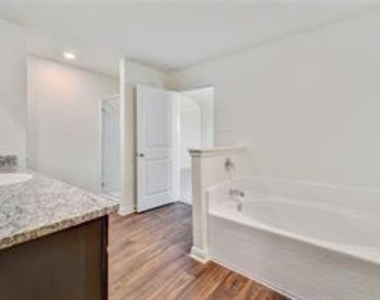 14101 Prospector Way - Photo Thumbnail 6