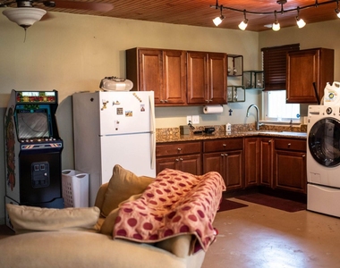 1911 Shadow Bend Dr - Photo Thumbnail 14