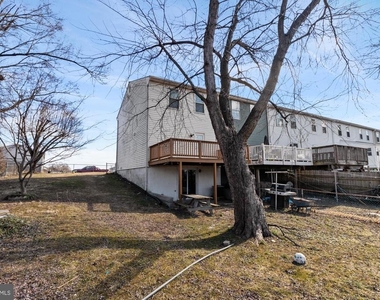 42 Holcumb Court - Photo Thumbnail 34