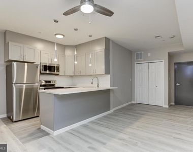 400 Highland Avenue - Photo Thumbnail 2