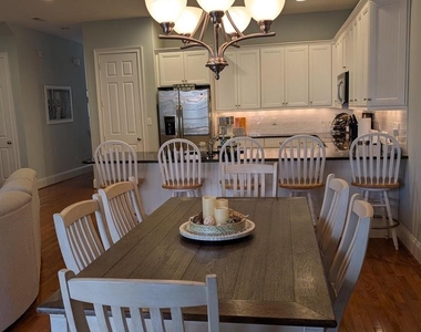 36400 Warwick Drive - Photo Thumbnail 1