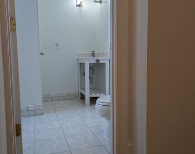 1421 Q Street Nw - Photo Thumbnail 8